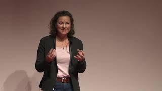 Enfance : les liens en danger | Anne-Lise Ducanda | TEDxIssylesMoulineaux