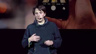 Amelie Cordier - What it Means to be Human in the Robot Era - Digital Freedom Festival 2018